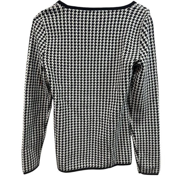 NWT White House Black Market Houndstooth Scoop Neck LS Stretch Sweater XS $104 - Picture 2 of 3